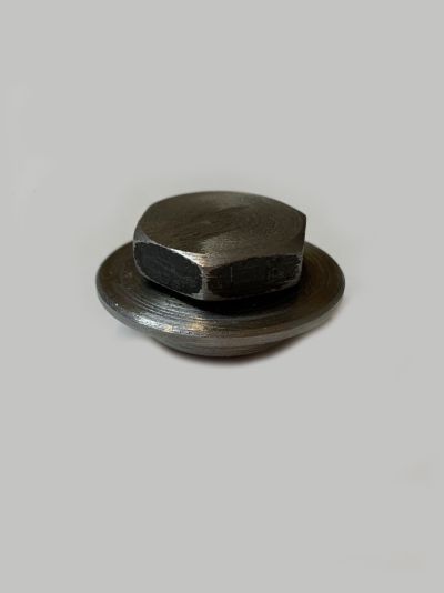 Drain plug assembly