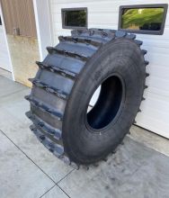 Tire 1600x600-25 (2nd Generation) 