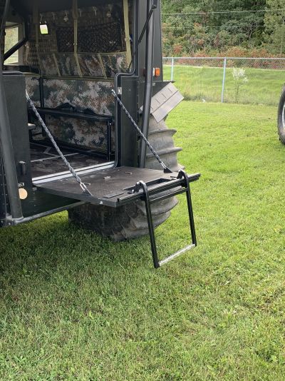 Integrated Ladder (rear door)